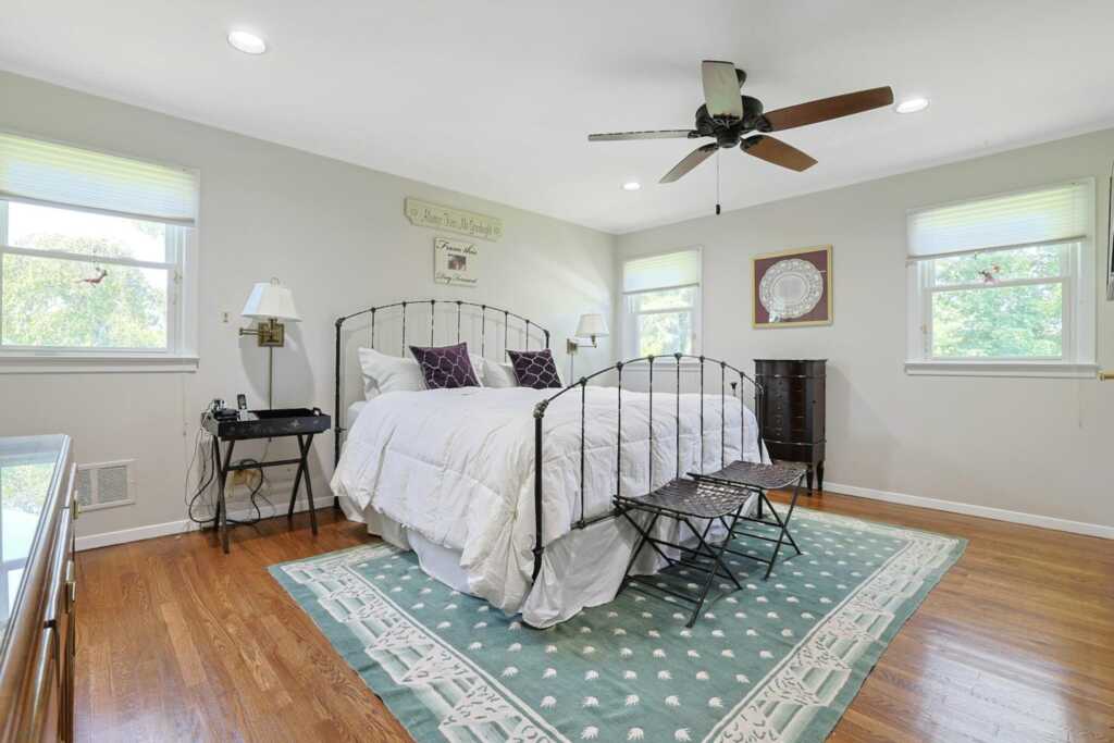 93 Hillandale Drive, New Rochelle, NY 10804 - Photo 17 of 42