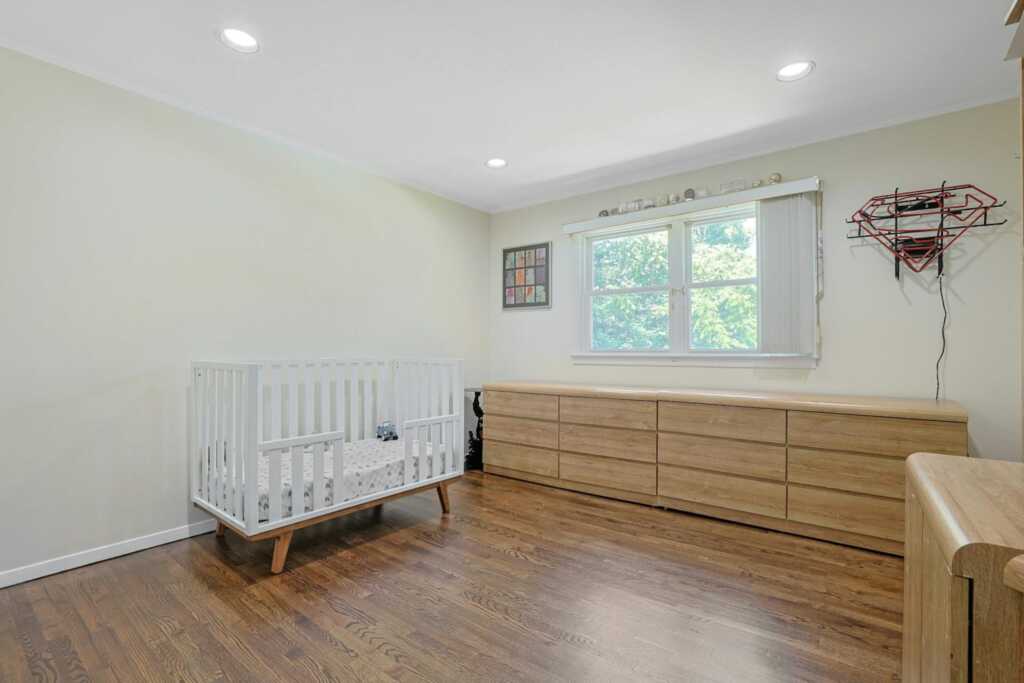 93 Hillandale Drive, New Rochelle, NY 10804 - Photo 19 of 42