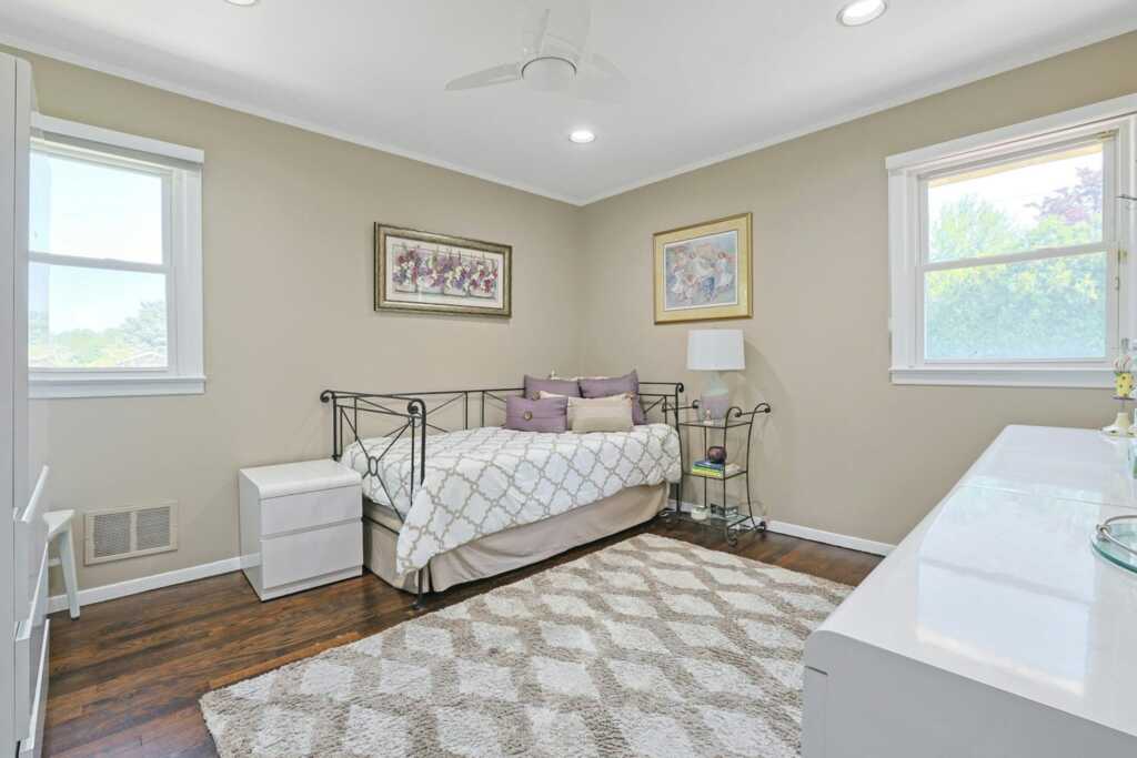 93 Hillandale Drive, New Rochelle, NY 10804 - Photo 20 of 42