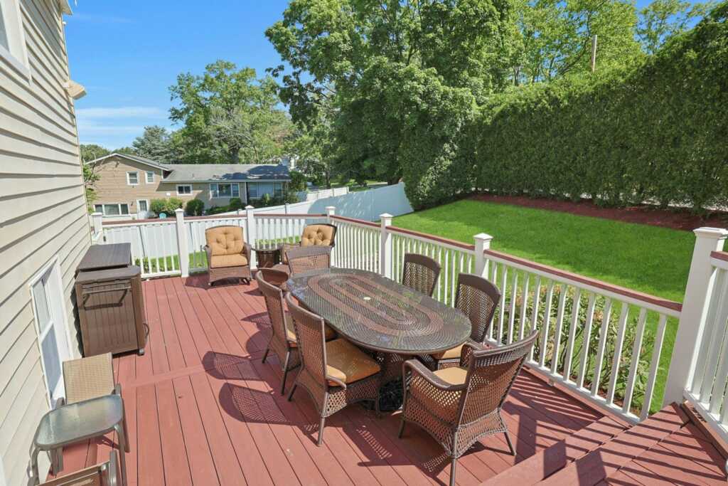 93 Hillandale Drive, New Rochelle, NY 10804 - Photo 28 of 42