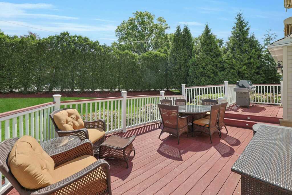 93 Hillandale Drive, New Rochelle, NY 10804 - Photo 29 of 42