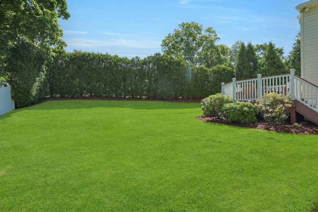 93 Hillandale Drive, New Rochelle, NY 10804 - Photo 32 of 42