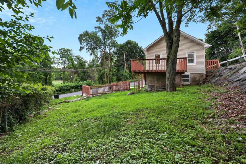 122 Liberty Drive, Stony Point, NY 10980 - Photo 29 of 32