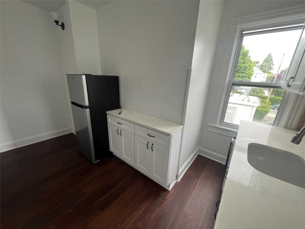 62 Woodland Avenue, Unit #2, New Rochelle, NY 10805 - Photo 4 of 8