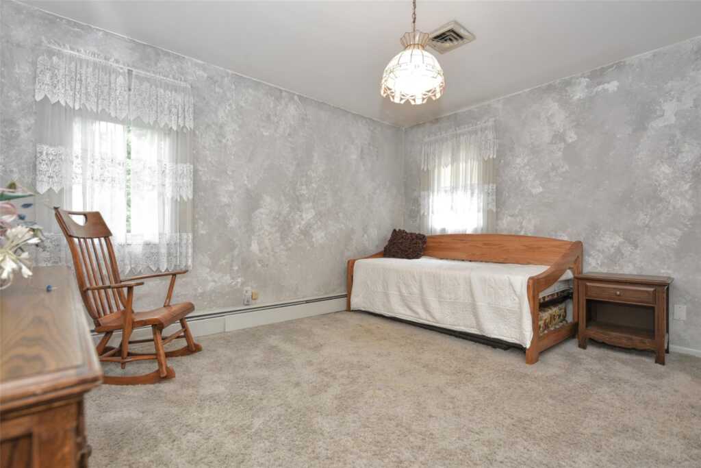 7 Avon Lane, New City, NY 10956 - Photo 16 of 25