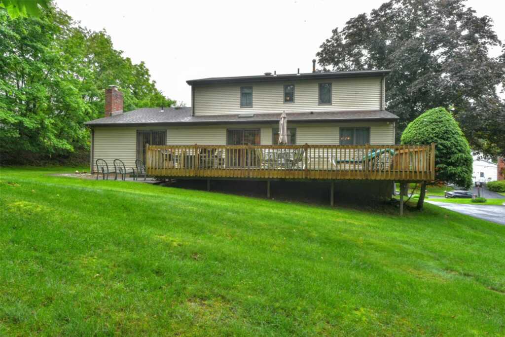 7 Avon Lane, New City, NY 10956 - Photo 21 of 25