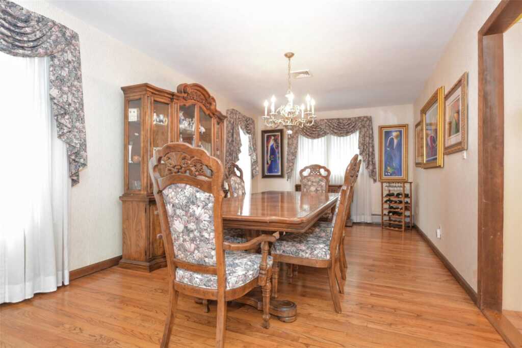 7 Avon Lane, New City, NY 10956 - Photo 6 of 25