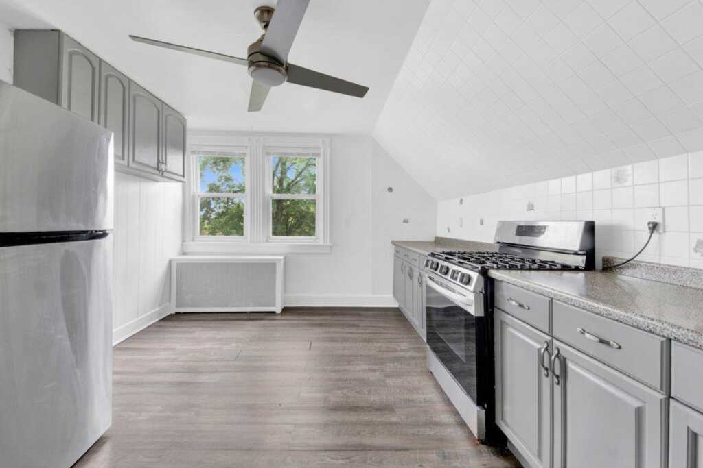 265 Mayflower Avenue, Unit #2, New Rochelle, NY 10801 - Photo 3 of 9