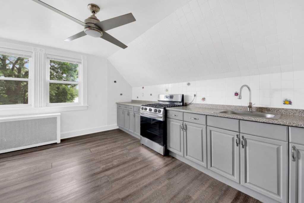 265 Mayflower Avenue, Unit #2, New Rochelle, NY 10801 - Photo 4 of 9