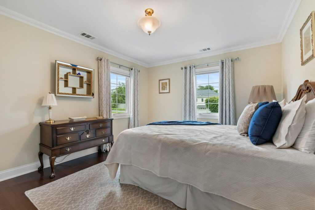 56 Morris Lane, New Rochelle, NY 10583 - Photo 13 of 37