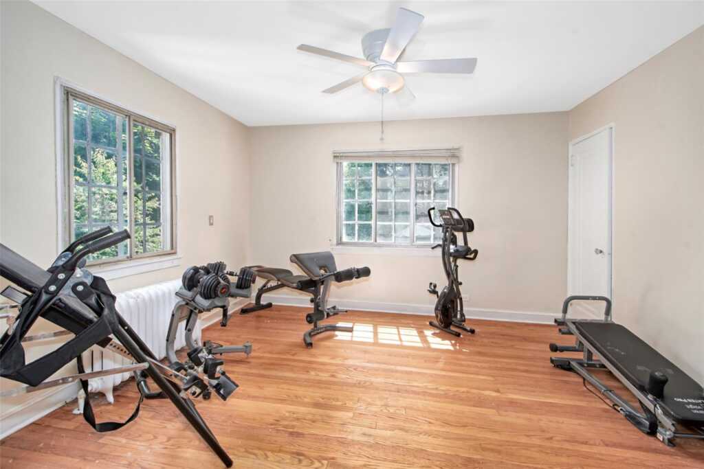 2 Byworth Road, New Rochelle, NY 10804 - Photo 22 of 32