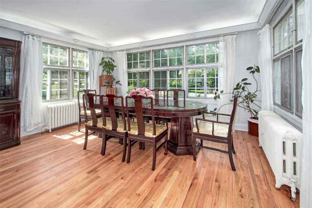 2 Byworth Road, New Rochelle, NY 10804 - Photo 9 of 32