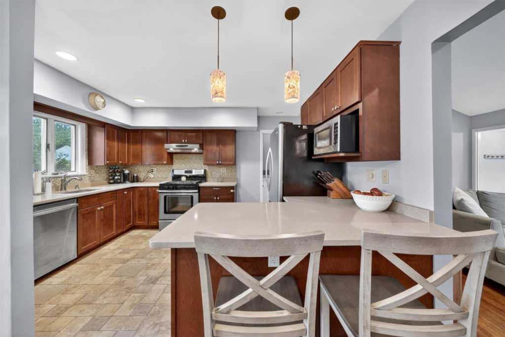 117 Nauraushaun Road, Pearl River, NY 10965 - Photo 14 of 42