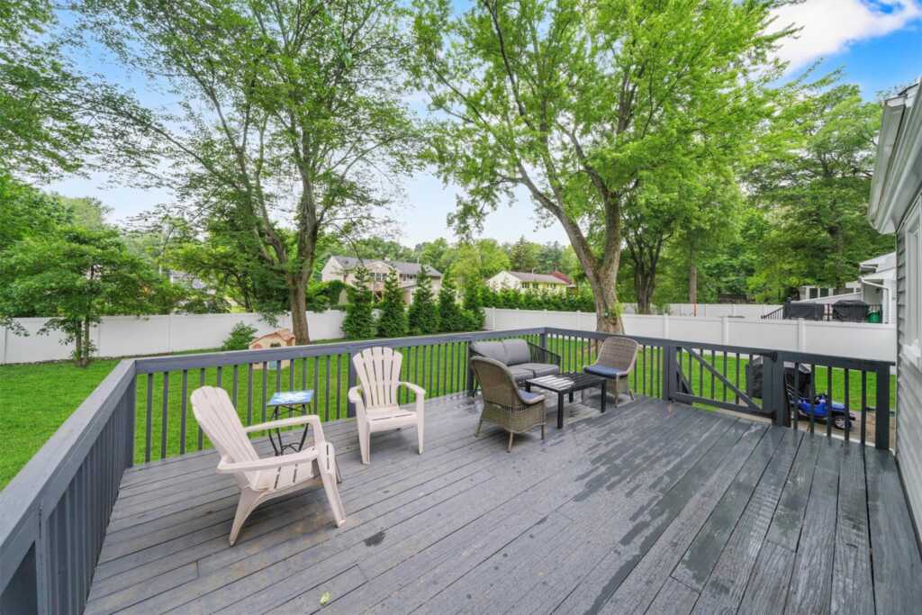 117 Nauraushaun Road, Pearl River, NY 10965 - Photo 34 of 42