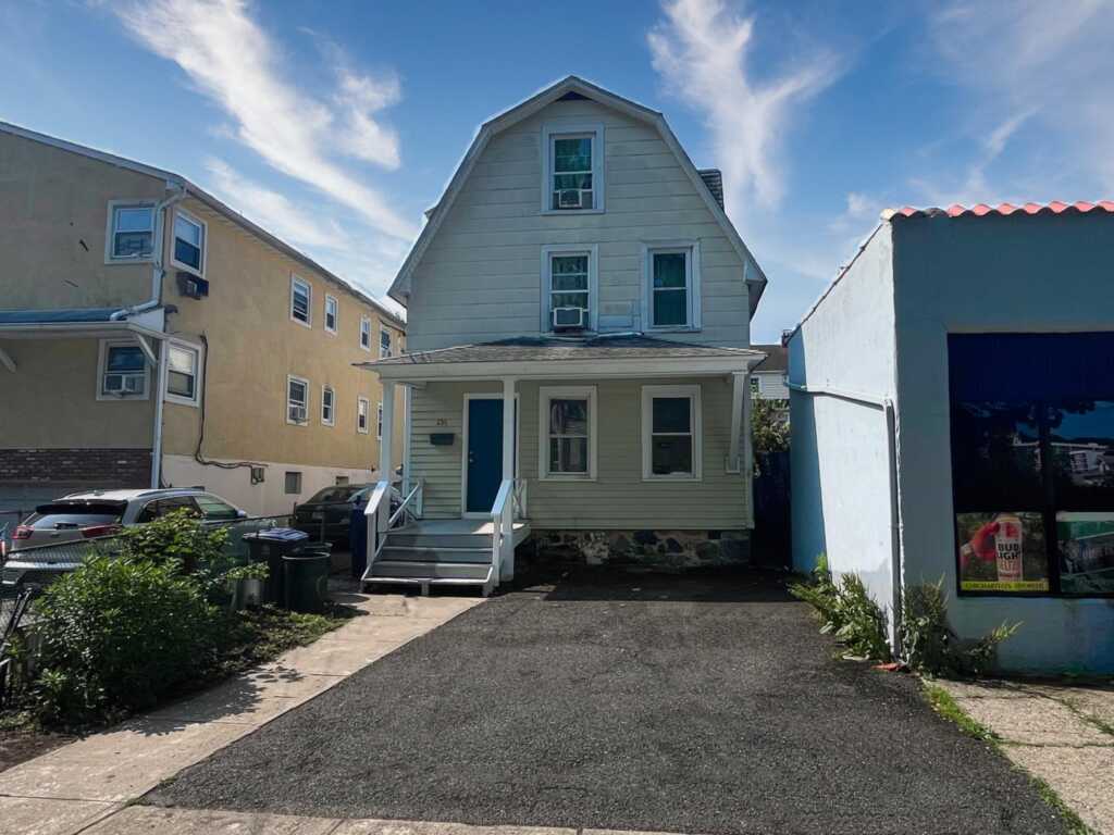 236 Battle Avenue, Unit #1, White Plains, NY 10606