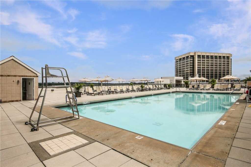 10 City Place, Unit #2D, White Plains, NY 10601 - Photo 20 of 30