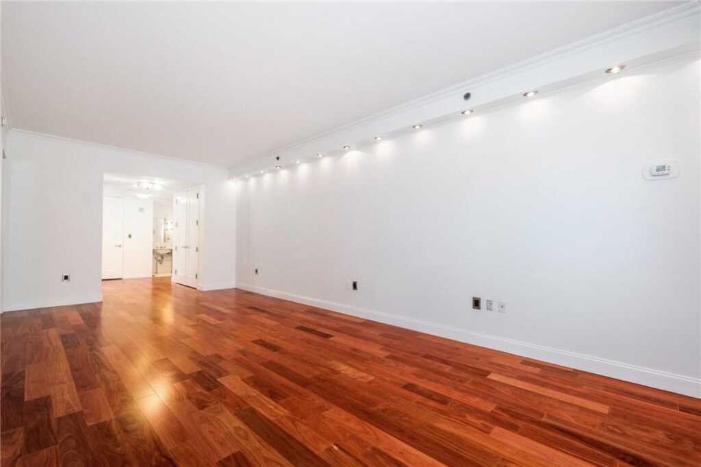 10 City Place, Unit #2D, White Plains, NY 10601 - Photo 3 of 30