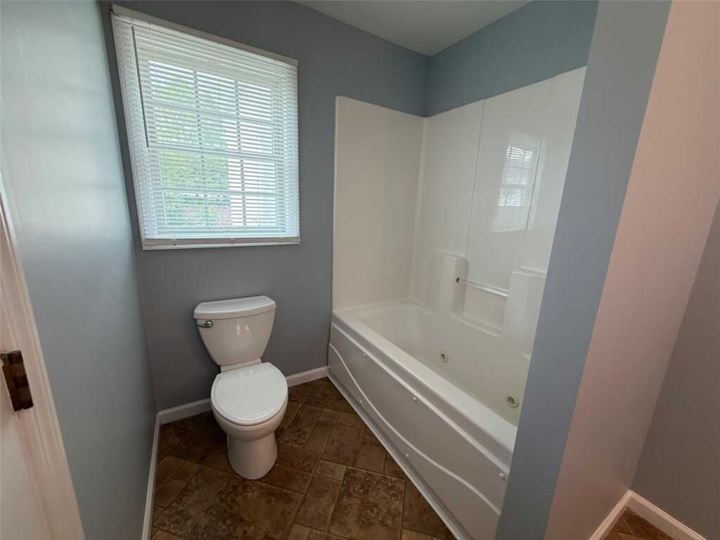 33 Main Street, Unit #2F, Nyack, NY 10960 - Photo 19 of 27