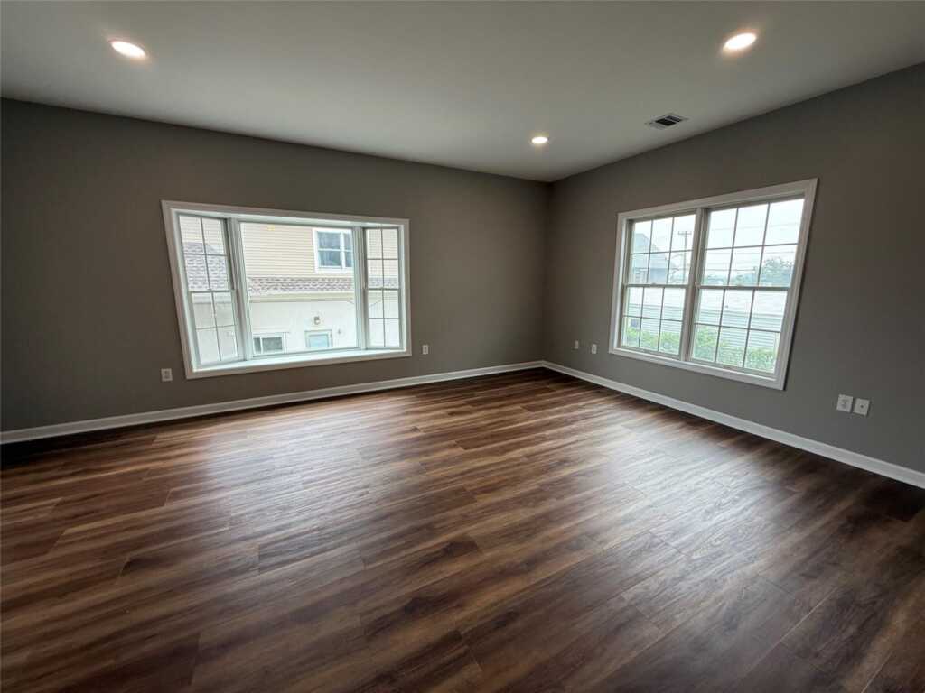 33 Main Street, Unit #2F, Nyack, NY 10960 - Photo 6 of 27