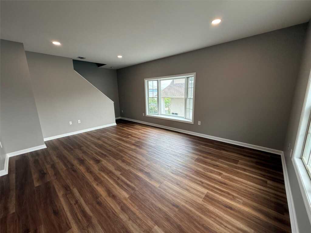 33 Main Street, Unit #2F, Nyack, NY 10960 - Photo 7 of 27