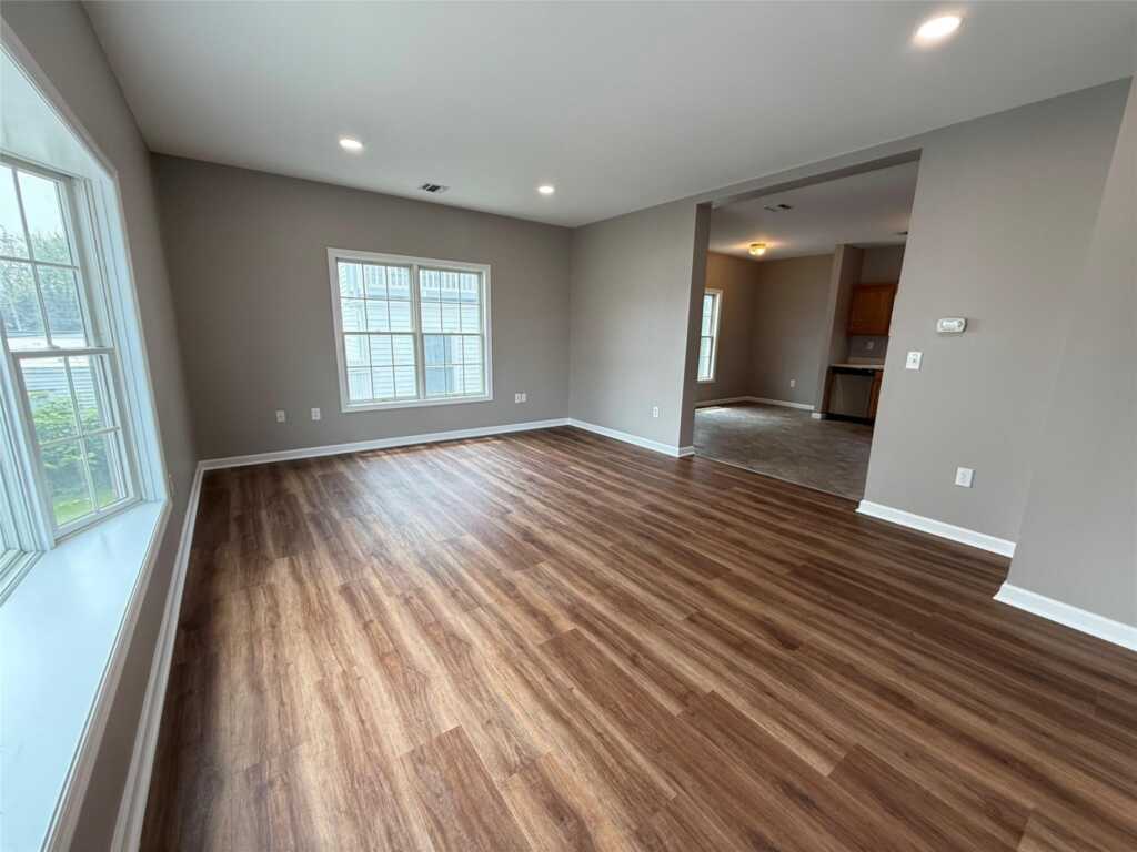 33 Main Street, Unit #2F, Nyack, NY 10960 - Photo 9 of 27