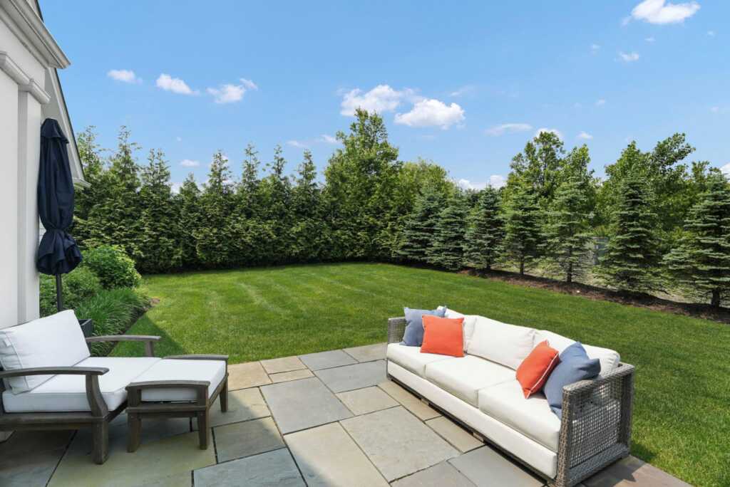 27 Lavender Lane, Rye, NY 10573 - Photo 25 of 33