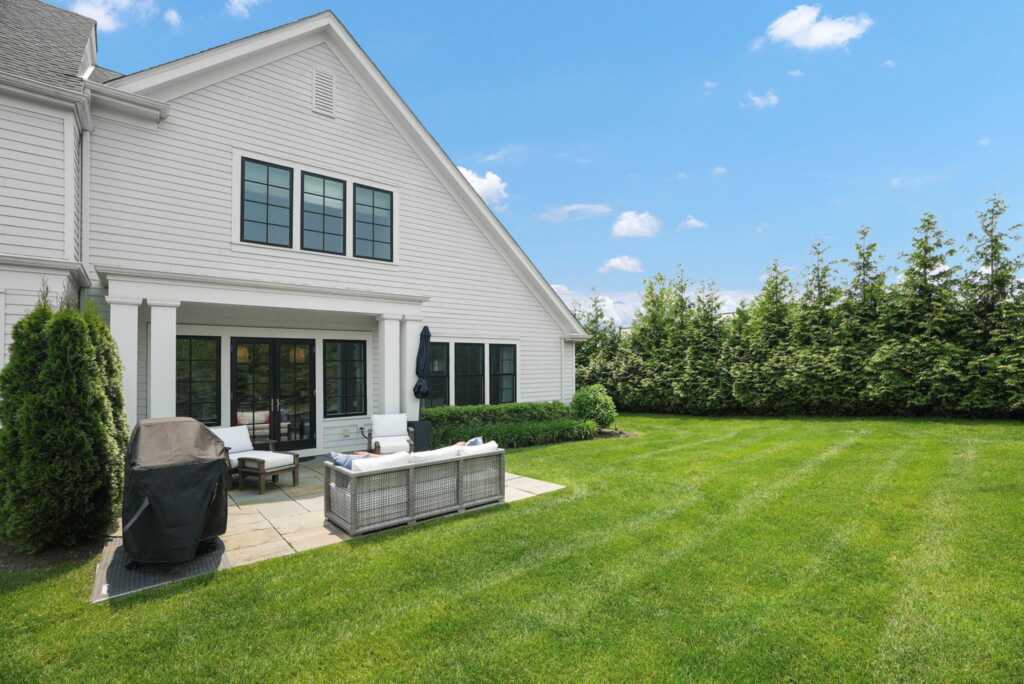 27 Lavender Lane, Rye, NY 10573 - Photo 26 of 33