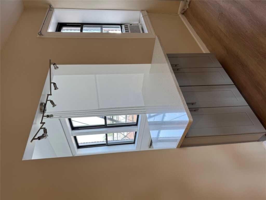 727 Main Street, Unit #6, New Rochelle, NY 10801 - Photo 6 of 9