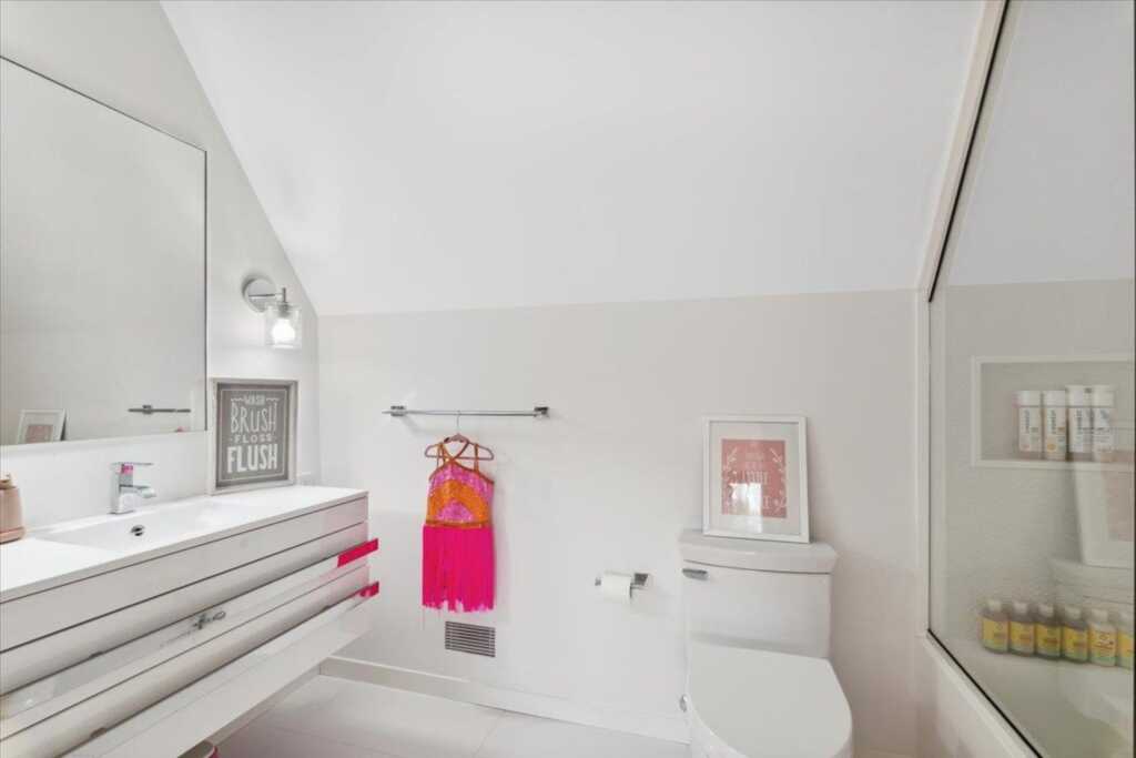 35 Halsted Place, Rye, NY 10580 - Photo 27 of 41
