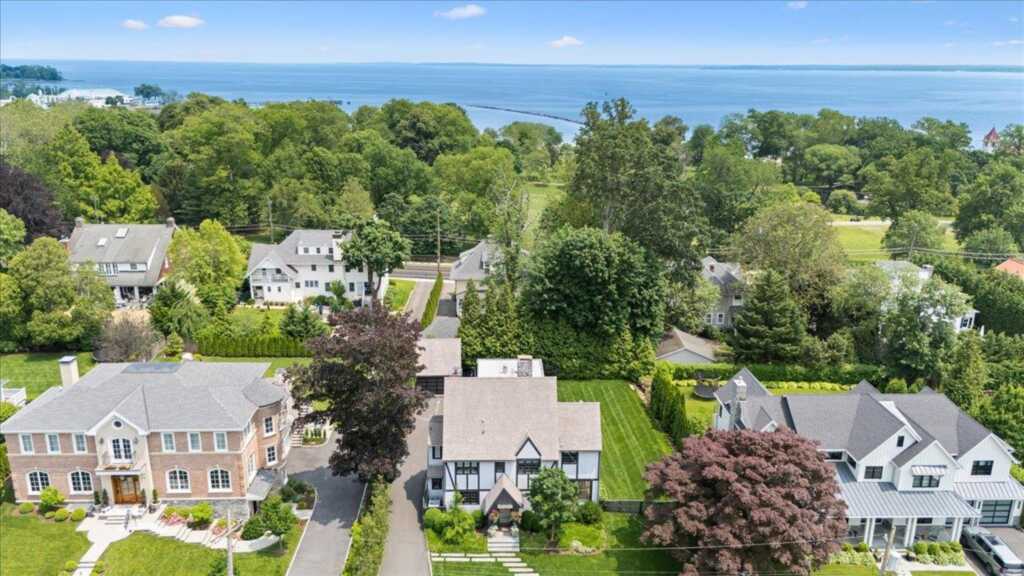 35 Halsted Place, Rye, NY 10580 - Photo 37 of 41
