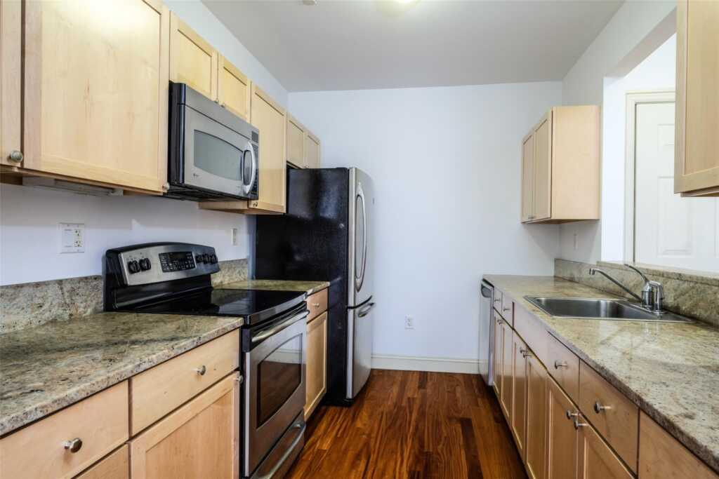543 Main Street, Unit #201, New Rochelle, NY 10801 - Photo 6 of 20