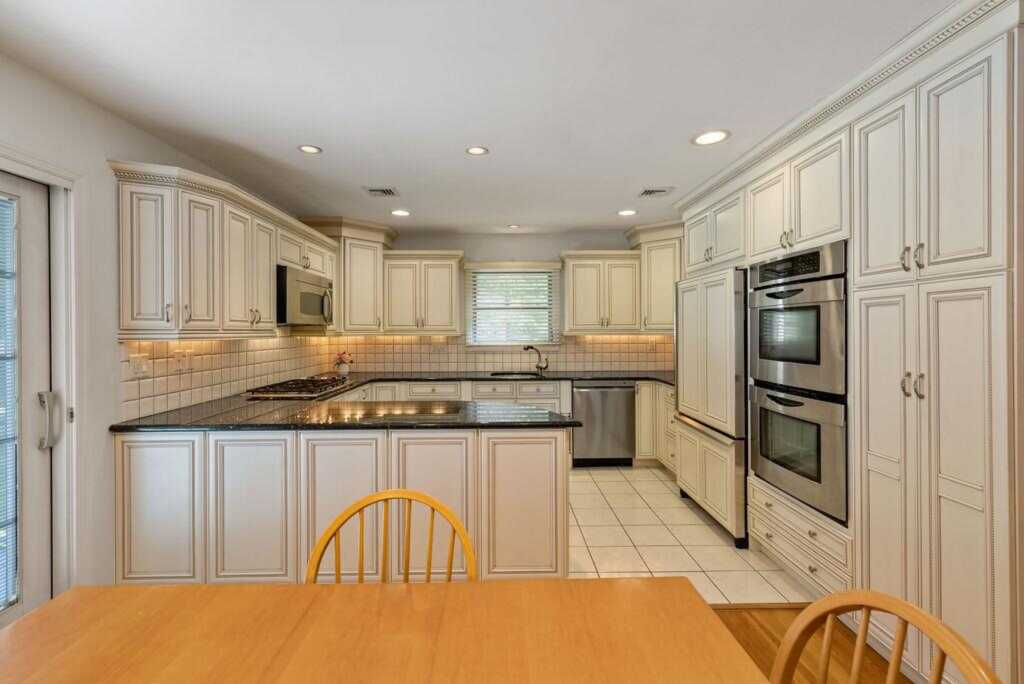 15 Dunmore Road, New City, NY 10956 - Photo 15 of 42