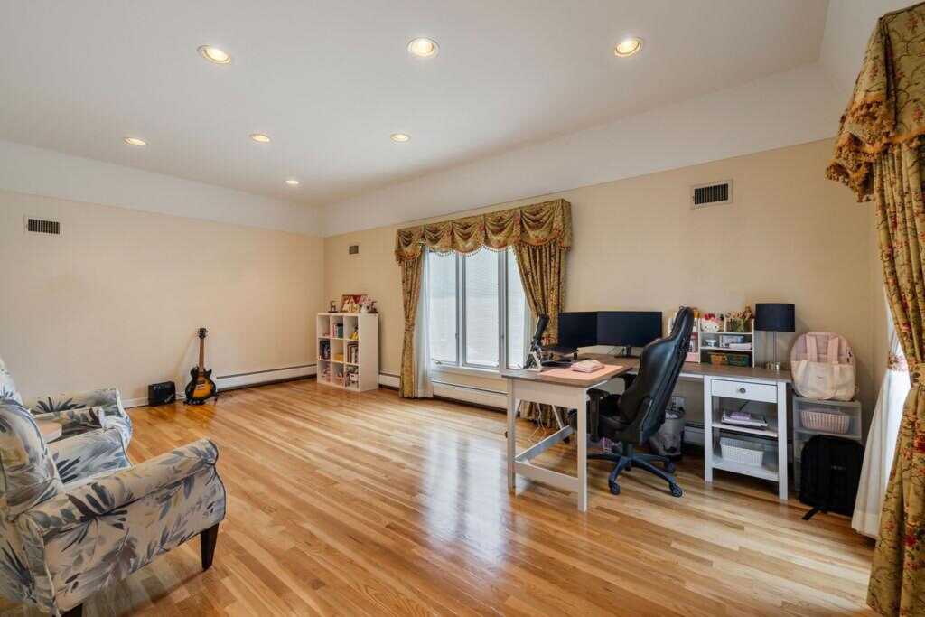 15 Dunmore Road, New City, NY 10956 - Photo 19 of 42