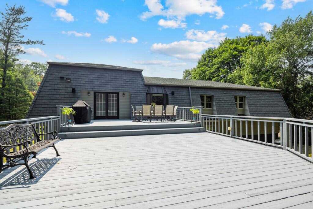 15 Dunmore Road, New City, NY 10956 - Photo 3 of 42