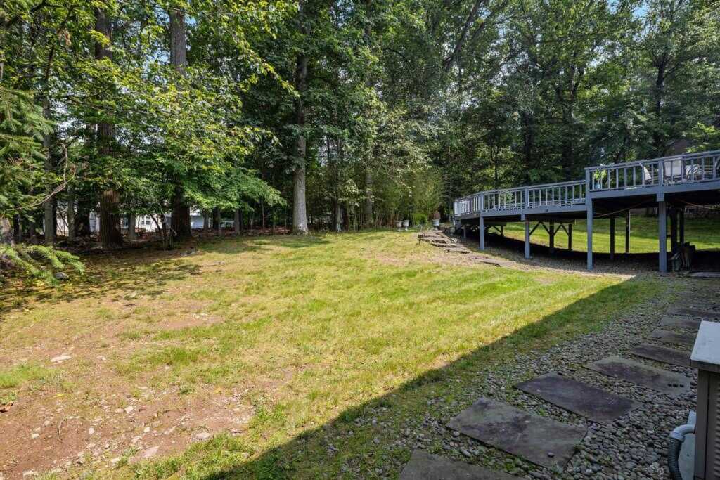 15 Dunmore Road, New City, NY 10956 - Photo 5 of 42