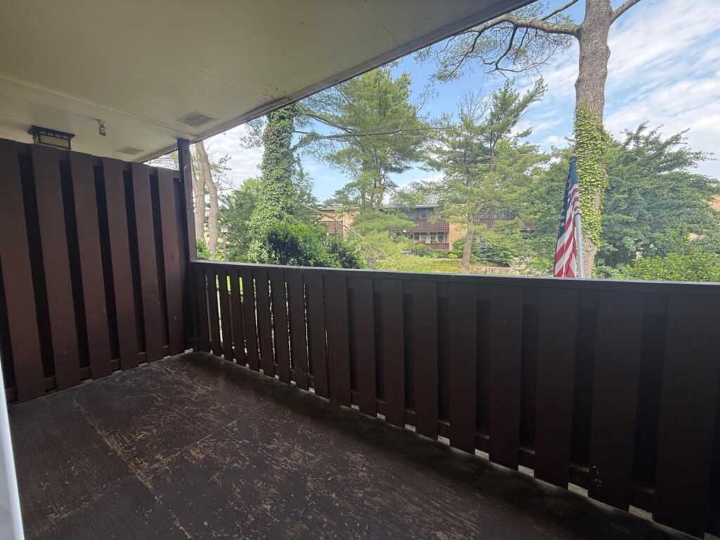 103 Wiltshire Road, Unit #D4, New Rochelle, NY 10583 - Photo 19 of 24