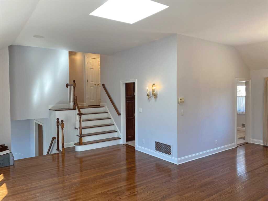 7 Country Ridge Drive, Rye, NY 10573 - Photo 14 of 28