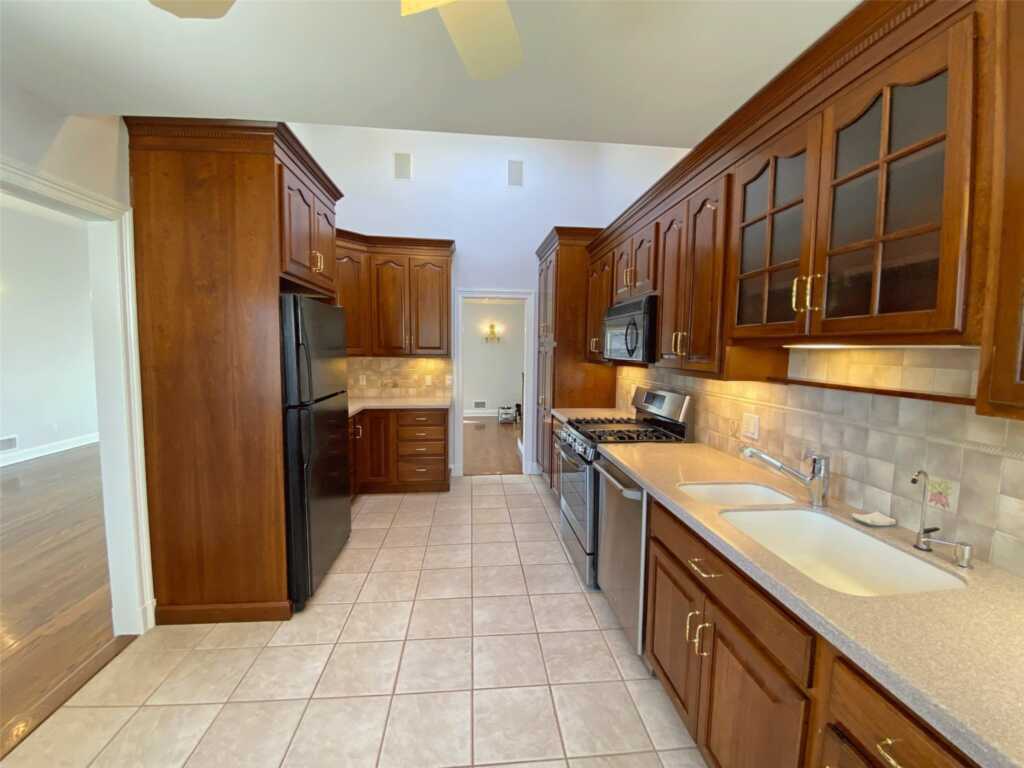 7 Country Ridge Drive, Rye, NY 10573 - Photo 16 of 28
