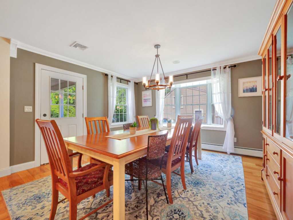 112 George Avenue, Pearl River, NY 10965 - Photo 6 of 31