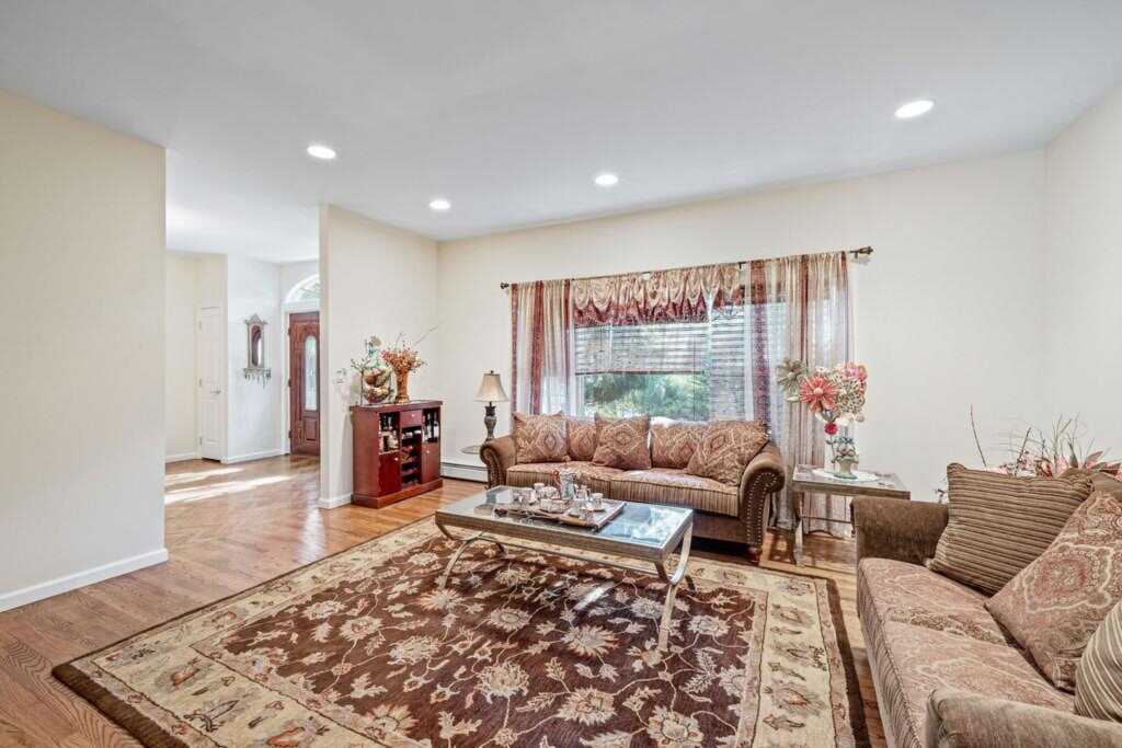 17 Dunmore Road, New City, NY 10956 - Photo 23 of 42