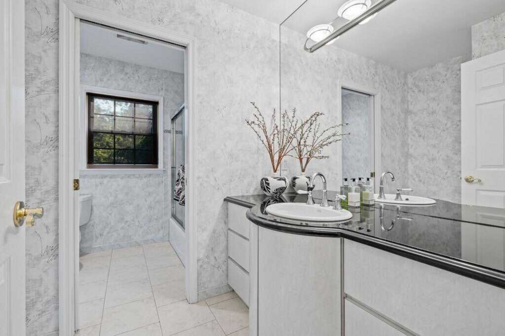 17 Dunmore Road, New City, NY 10956 - Photo 35 of 42