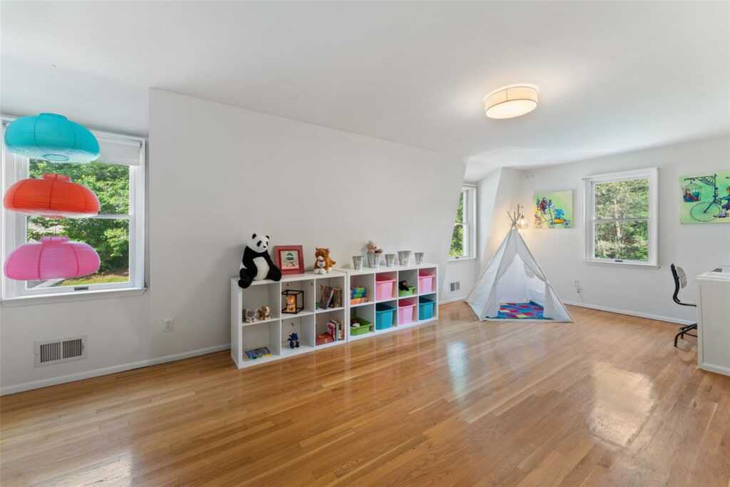 12 Walden Lane, Rye, NY 10580 - Photo 25 of 37