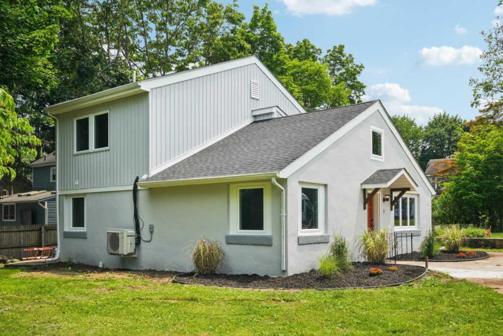 10 De Clark Place, Nanuet, NY 10954 - Photo 3 of 34