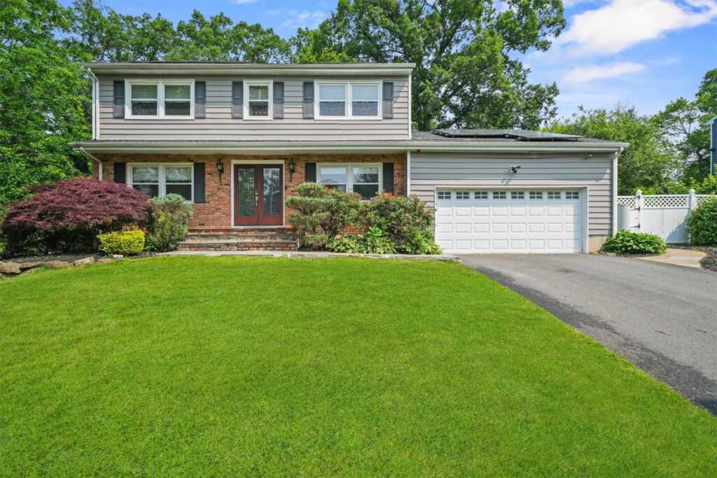 25 Bellwood Drive, New City, NY 10956