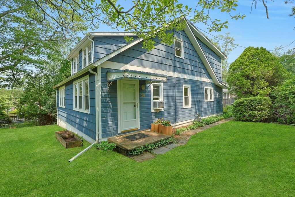 20 Johnsons Lane, New City, NY 10956