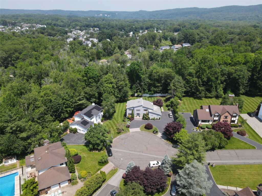 48 Snowdrop Drive, New City, NY 10956 - Photo 41 of 48