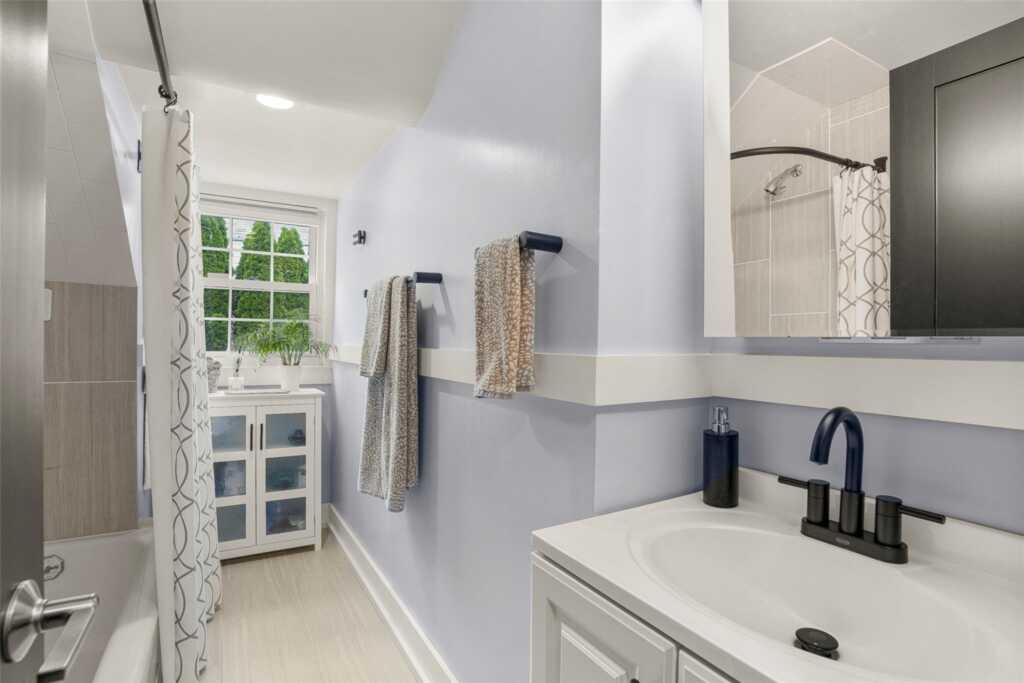 71 Baraud Road, New Rochelle, NY 10583 - Photo 25 of 33