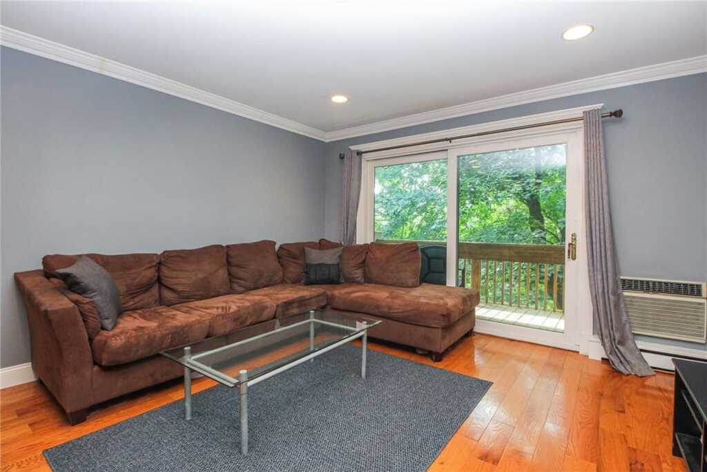 26 Hillside Terrace, Unit ##H, White Plains, NY 10601 - Photo 6 of 29