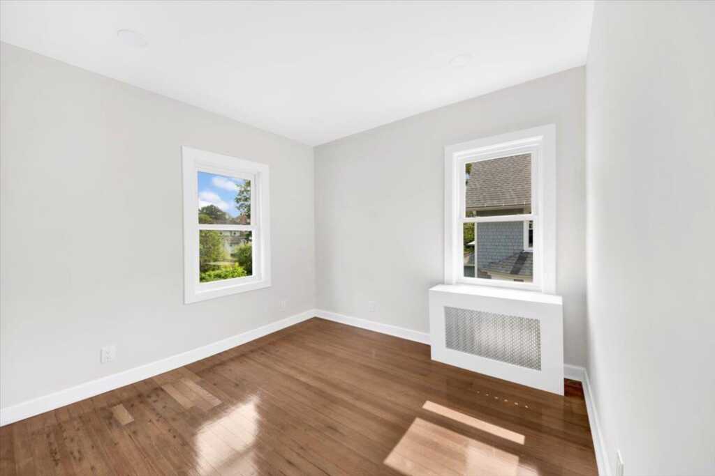 128 Mayflower Avenue, New Rochelle, NY 10801 - Photo 20 of 32