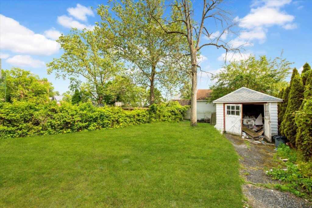 128 Mayflower Avenue, New Rochelle, NY 10801 - Photo 27 of 32